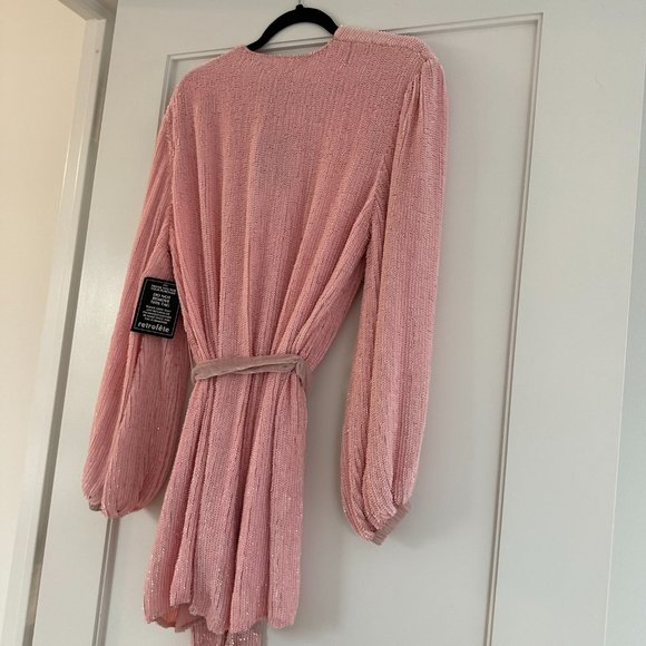 Retrofete Gabrielle Sequin Robe Wrap Mini Dress Sz XS Dusty Rose Blouson Sleeves - Picture 13 of 15